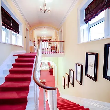 Knockeven House 5* Cobh