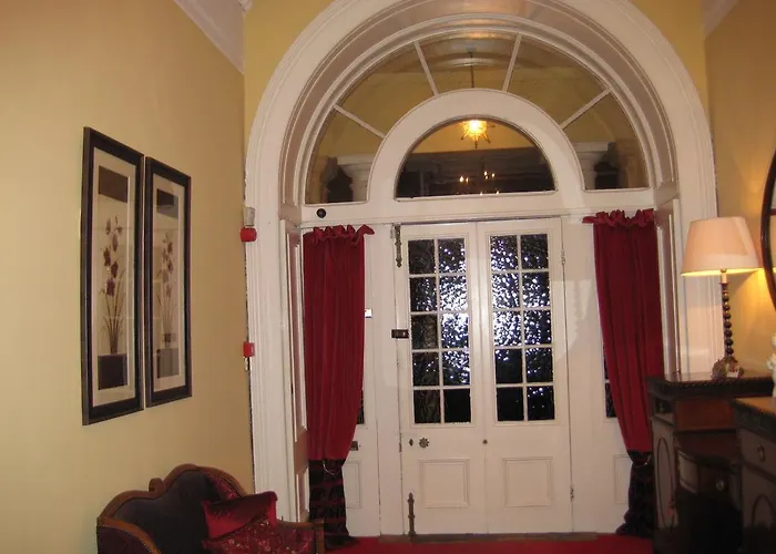 Knockeven House Otel